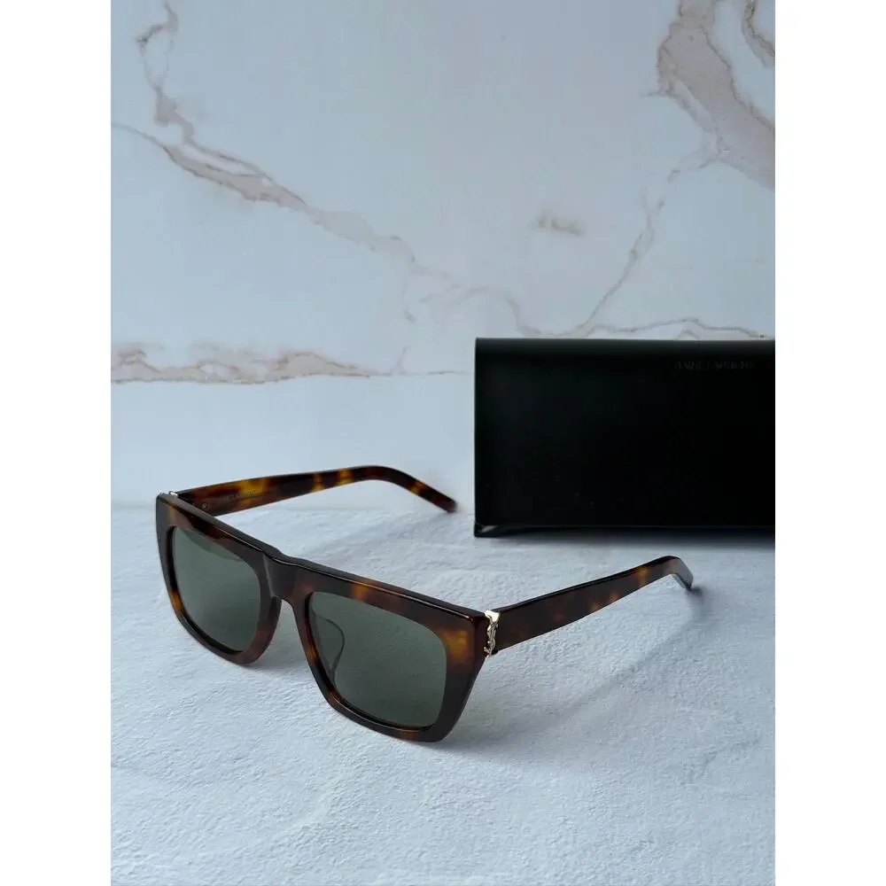 Saint Laurent discover saint